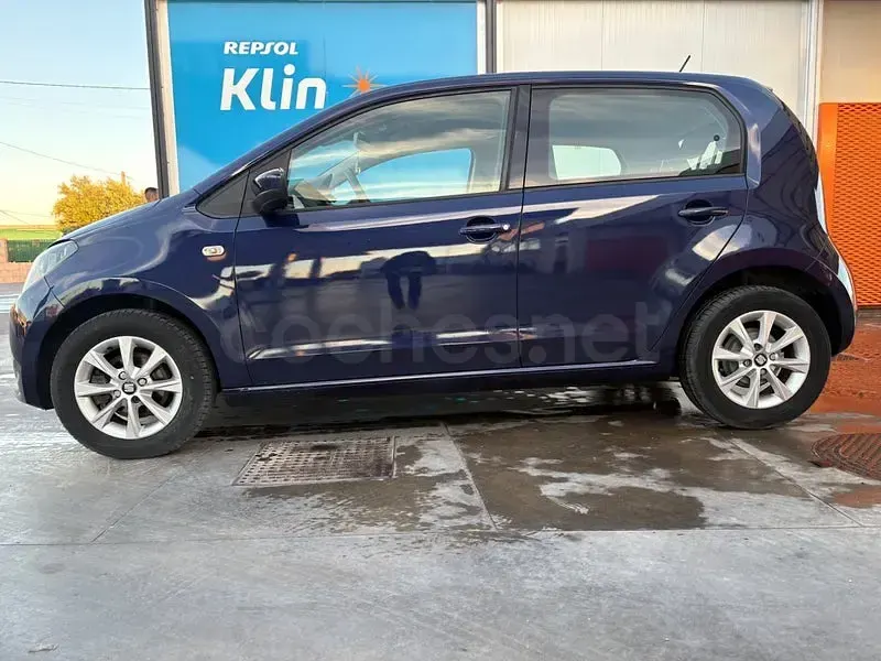 Usado Seat Mii Style 75 CV (55 kW) 2019 Azul Utilitario