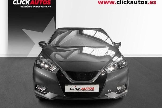 Usado Nissan Micra Acenta 92 CV (67 kW) 2022 Gris Utilitario
