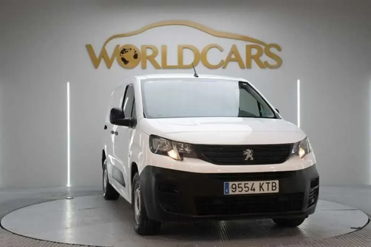 Usado Peugeot Partner 101 CV (74 kW) 2019 Blanco Monovolumen