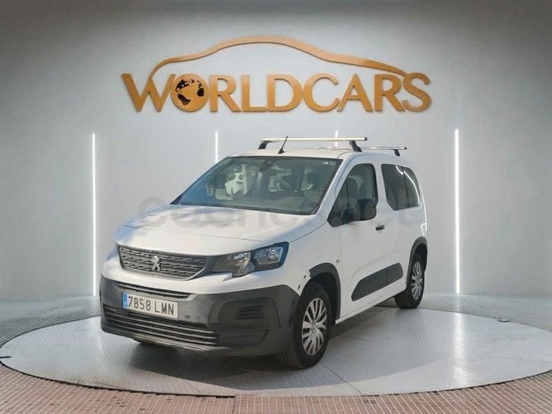 Usado Peugeot Rifter Active 102 CV (75 kW) 2021 Blanco Monovolumen