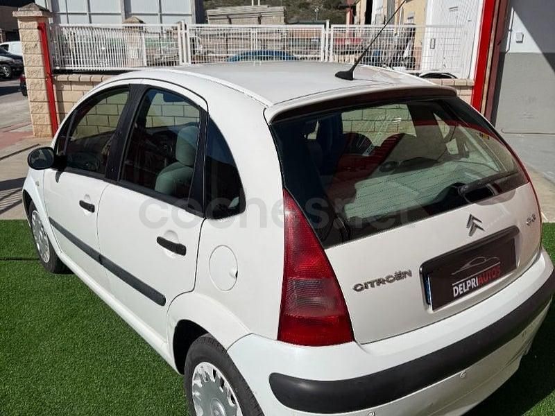 Usado Citroën C3 Exclusive 92 CV (67 kW) 2005 Blanco Berlina