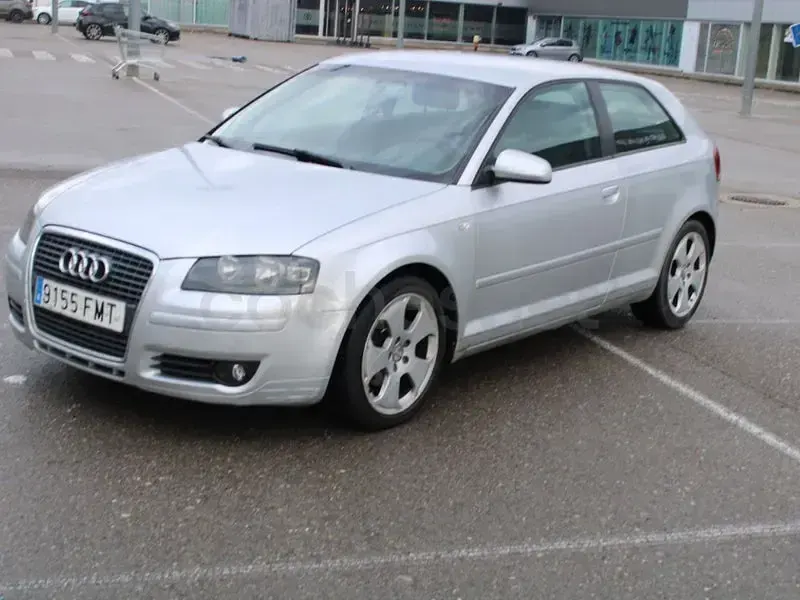 Usado Audi A3 Ambiente 140 CV (102 kW) 2007 Gris / plata Utilitario