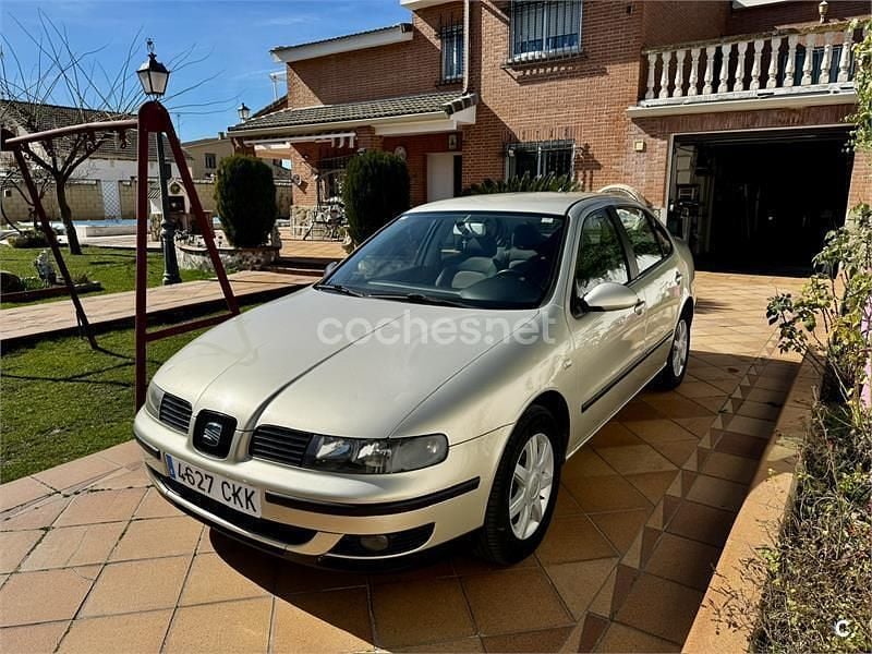 Usado Seat Toledo 110 CV (80 kW) 2003 Beige Berlina