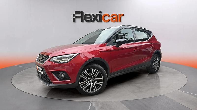 Usado Seat Arona Ecomotive 116 CV (85 kW) 2018 Rojo SUV