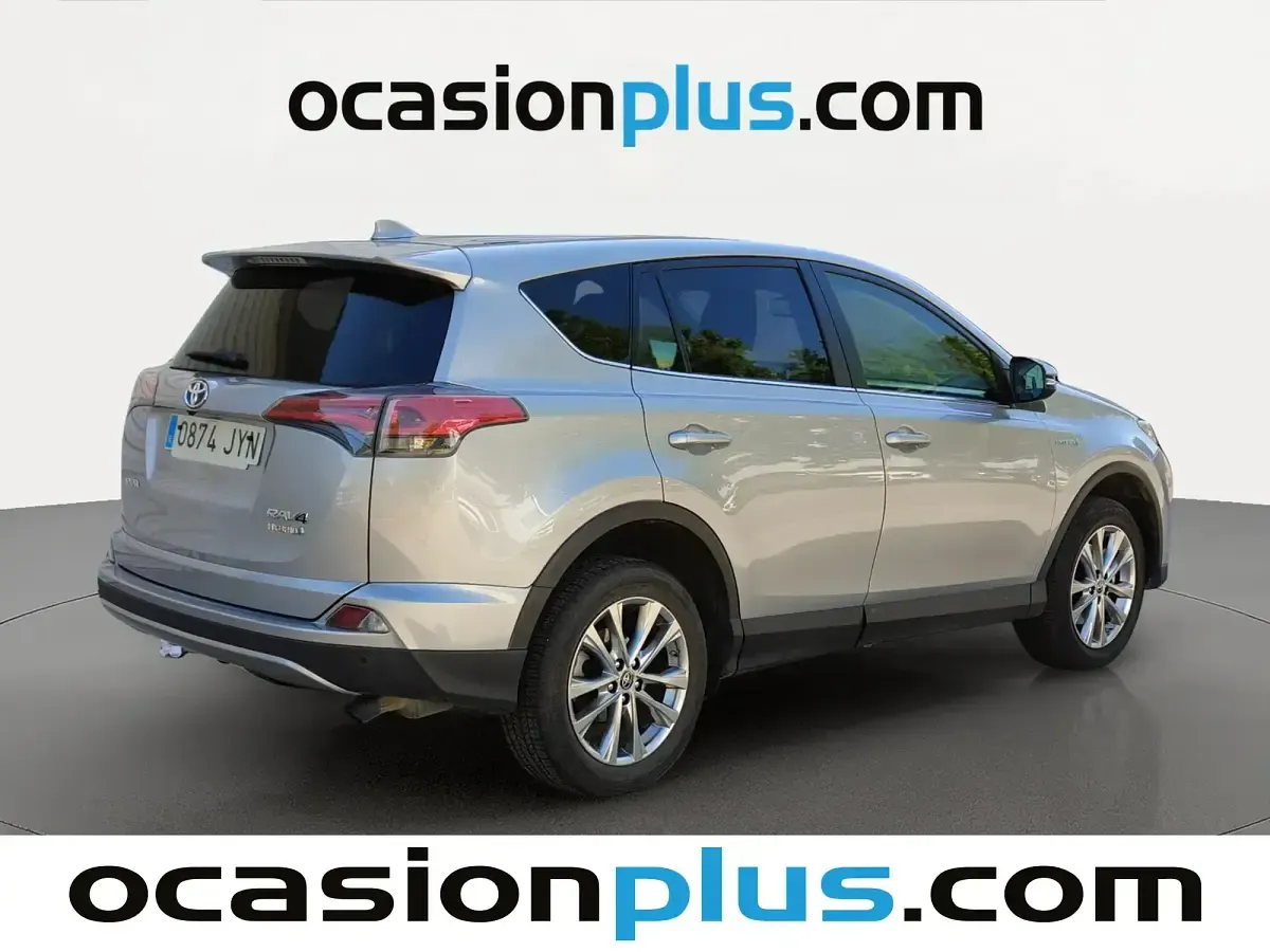 Usado Toyota RAV4 Advance 197 CV (144 kW) 2017 Gris SUV