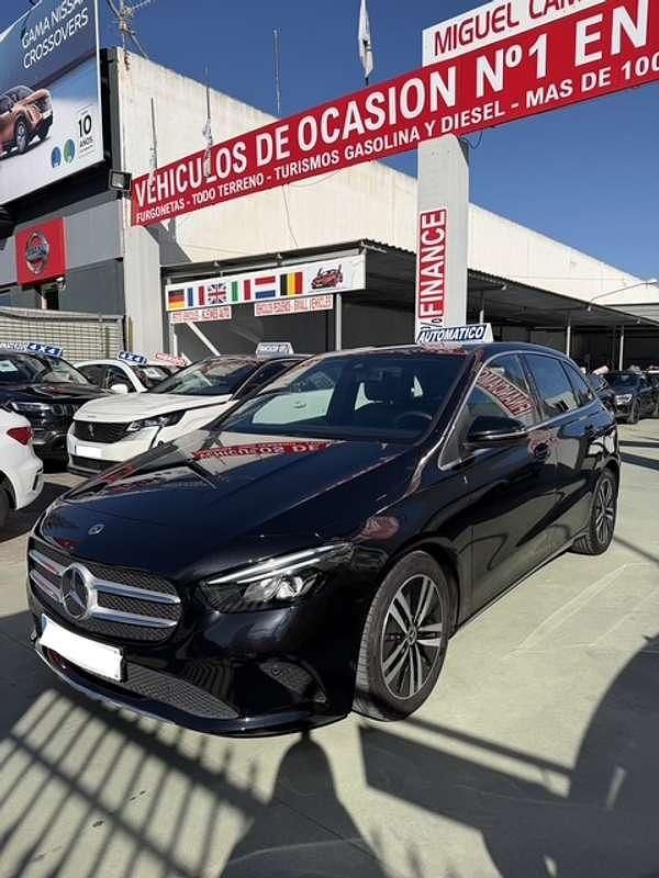 Usado Mercedes B200 150 CV (110 kW) 2022 Negro Monovolumen