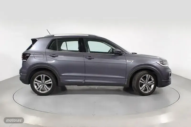 Usado VW T-Cross Sportline 150 CV (110 kW) 2022 Gris SUV
