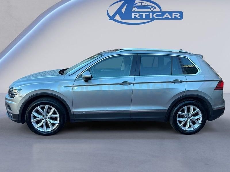 Usado VW Tiguan Sportline 150 CV (110 kW) 2020 Gris / plata SUV