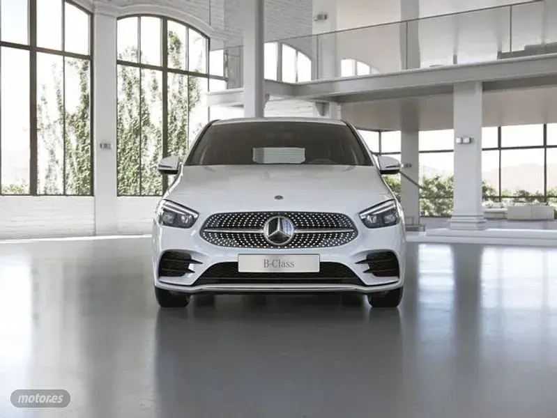 Usado Mercedes B250 217 CV (159 kW) 2022 Blanco Utilitario