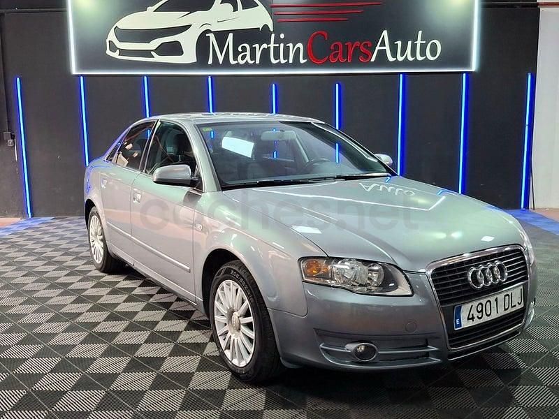 Usado Audi A4 163 CV (119 kW) 2005 Gris / plata Berlina