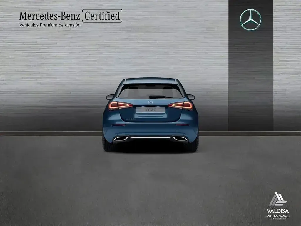 Usado Mercedes A200 Progressive 150 CV (110 kW) 2021 Azul