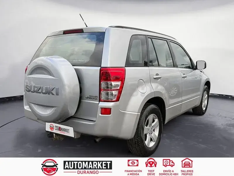 Usado Suzuki Grand Vitara 129 CV (94 kW) 2009 Gris / plata SUV
