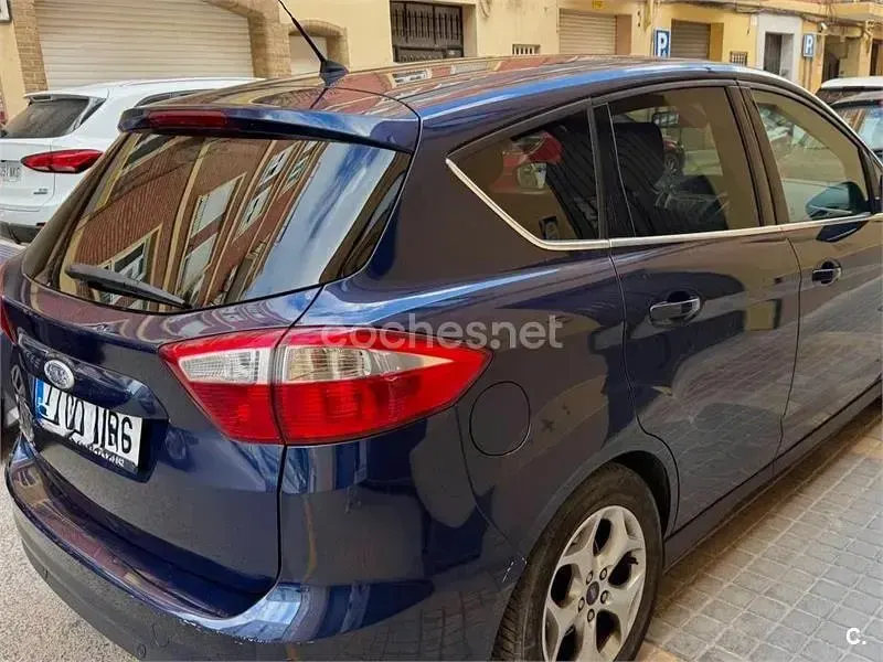 Usado Ford C-MAX Trend 115 CV (84 kW) 2011 Azul Monovolumen