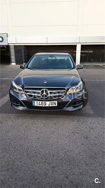 Gris / plata Usado 2015 Mercedes E200 Elegance Berlina | 13.499 € (Caro) - Imagen 1/4