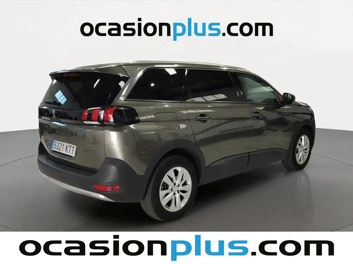Usado Peugeot 5008 Active 131 CV (96 kW) 2019 Gris SUV