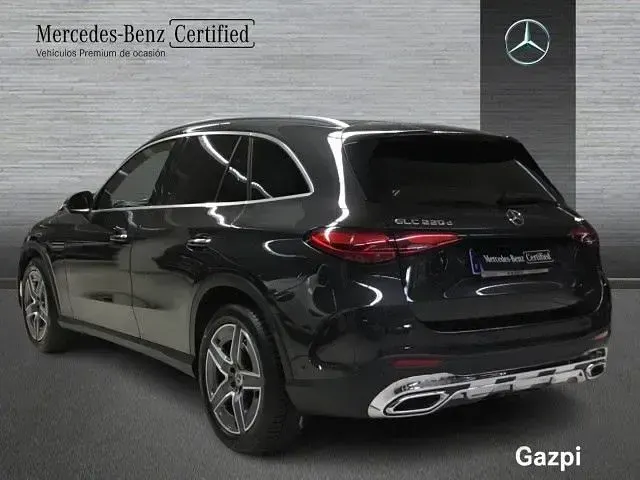 Usado Mercedes GLC220 AMG line 197 CV (144 kW) 2023 Gris grafito SUV
