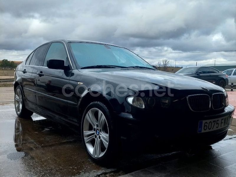 Negro Usado 2007 BMW 330 Sport Line Berlina | 3500 € - Imagen 1/4