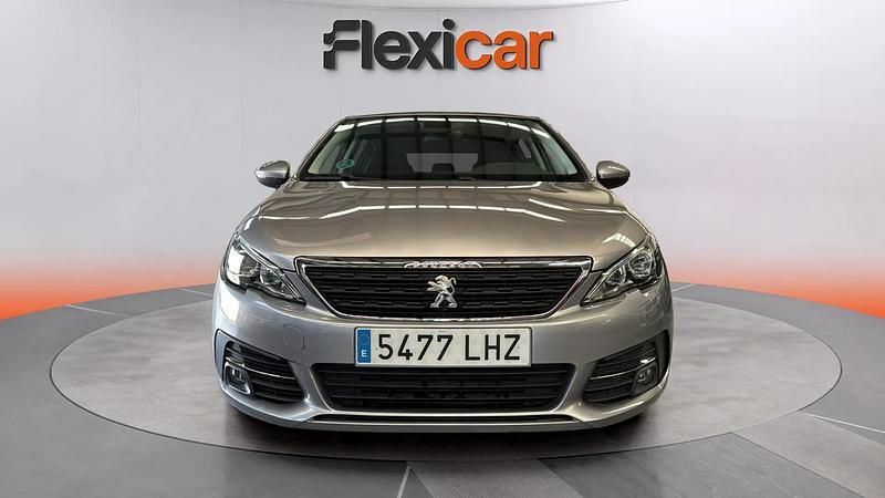 Usado Peugeot 308 Active 131 CV (96 kW) 2020 Gris Berlina