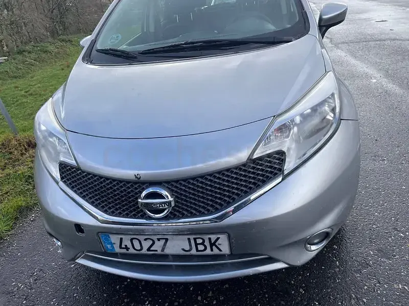 Usado Nissan Note Acenta 90 CV (66 kW) 2015 Gris / plata Utilitario