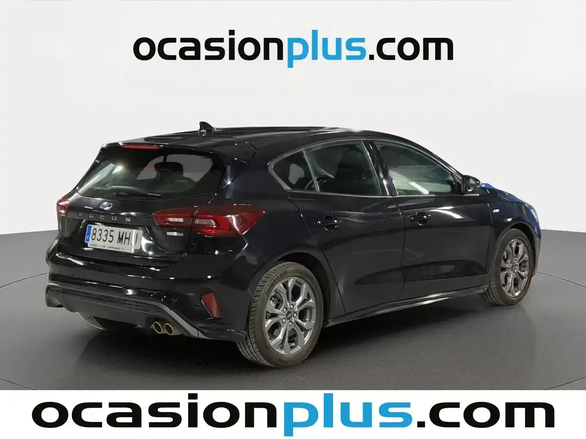Usado Ford Focus ST-Line 125 CV (91 kW) 2023 Negro Berlina