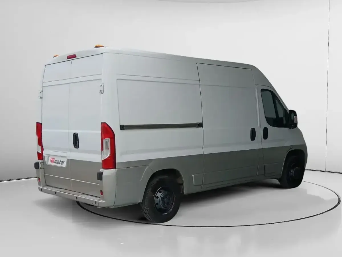 Usado Citroën Jumper 110 CV (80 kW) 2019 Blanco Monovolumen