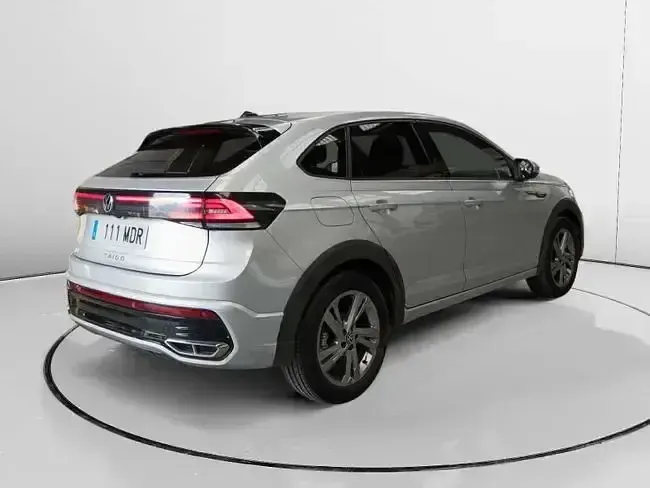 Usado VW Taigo R-line 110 CV (80 kW) 2023 Gris SUV