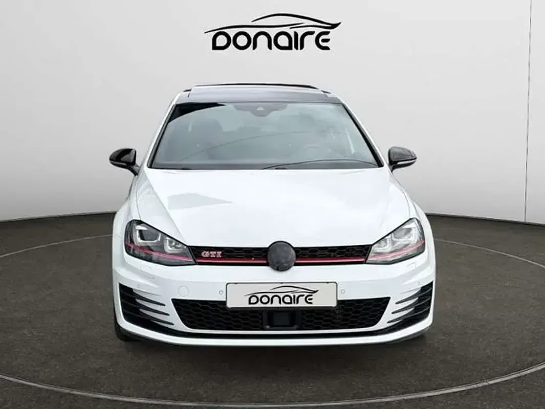 Usado VW Golf VII GTI 230 CV (169 kW) 2016 Blanco Utilitario