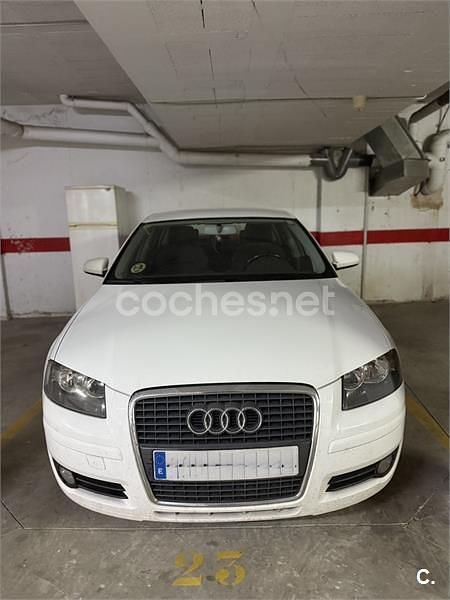 Blanco Usado 2008 Audi A3 Sportback Ambition Utilitario | 5200 € (Precio justo) - Imagen 1/2
