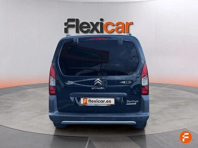 Usado Citroën Berlingo Feel 100 CV (73 kW) 2018 Negro Monovolumen