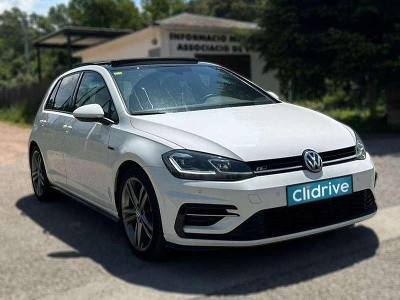 Usado VW Golf VII Sport 150 CV (110 kW) 2020 Blanco Utilitario