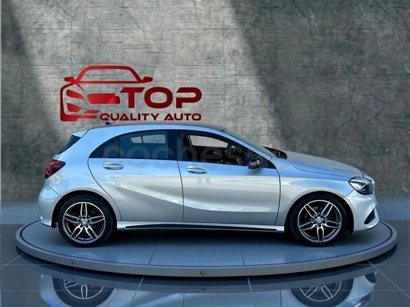 Usado Mercedes A200 136 CV (100 kW) 2017 Gris / plata Berlina