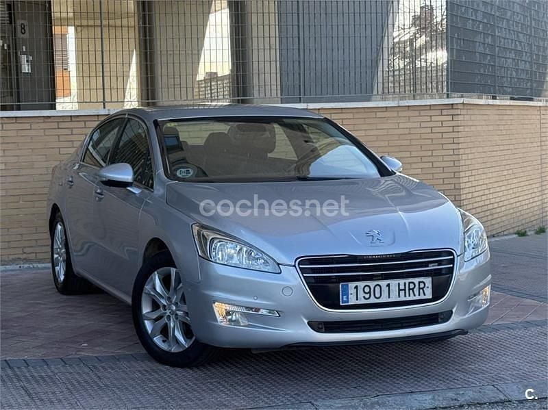 Usado Peugeot 508 Allure 115 CV (84 kW) 2013 Gris / plata Berlina