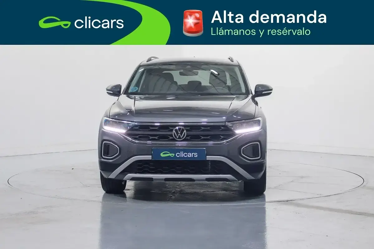 Usado VW T-Roc Life 115 CV (84 kW) 2022 Gris SUV