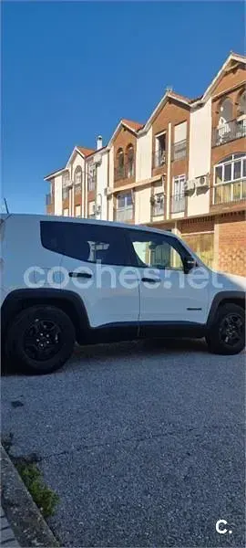 Usado Jeep Renegade Sport 110 CV (80 kW) 2018 Blanco SUV