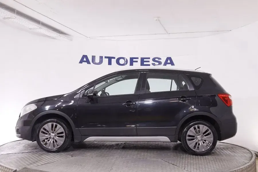 Usado Suzuki SX4 S-Cross 120 CV (88 kW) 2016 Negra SUV