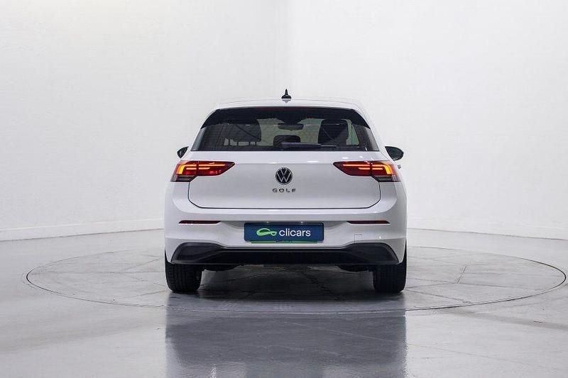 Usado VW Golf VII 115 CV (84 kW) 2021 Blanco Utilitario