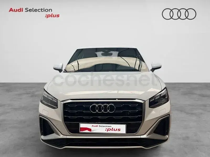 Usado Audi Q2 Ambiente 150 CV (110 kW) 2024 Blanco SUV
