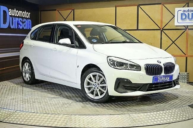 Usado BMW 225 Active Tourer iPerformance 224 CV (164 kW) 2018 Blanco Monovolumen