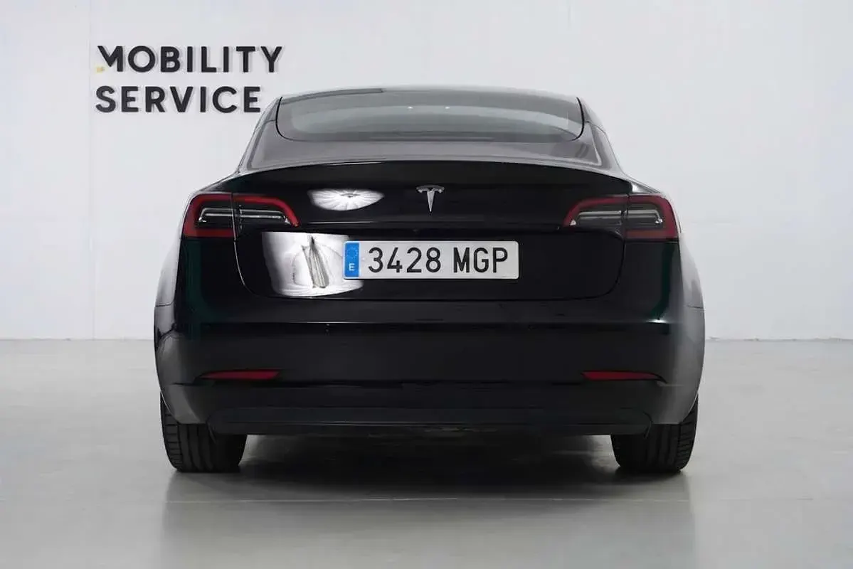 Usado Tesla Model 3 RWD 208 kW (283 CV) 2023 Negro Berlina
