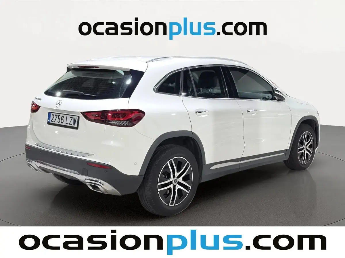 Usado Mercedes GLA200 150 CV (110 kW) 2022 Blanco SUV