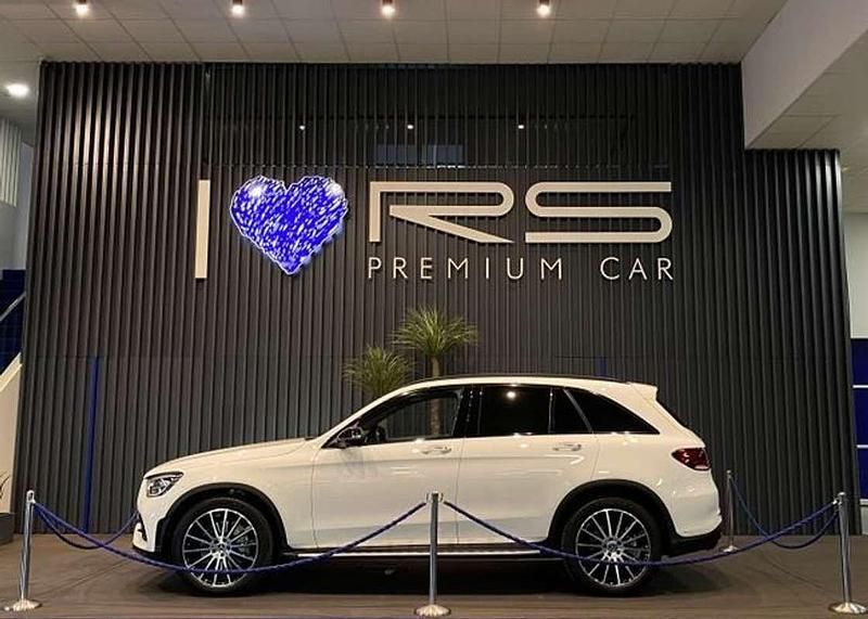 Blanco Usado 2021 Mercedes GLC300e AMG line SUV | 44.990 € (Precio justo) - Imagen 1/4