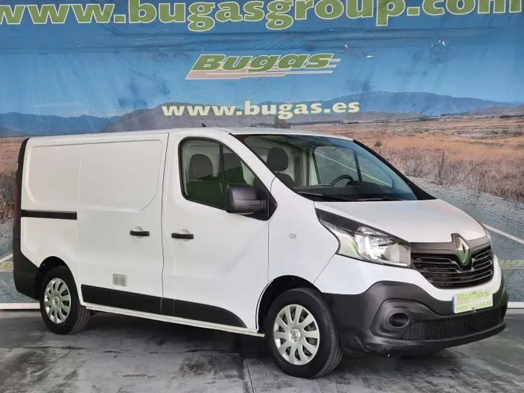 Usado Renault Trafic 95 CV (69 kW) 2019 Monovolumen