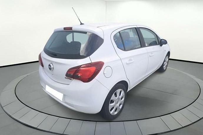 Usado Opel Corsa Selective 102 HP (75 kW) 2019 Branco Sedan