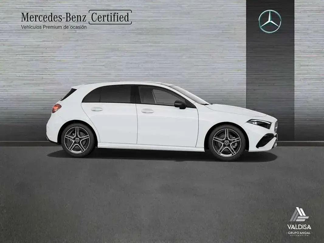 Usado Mercedes A200 150 CV (110 kW) 2025 Berlina
