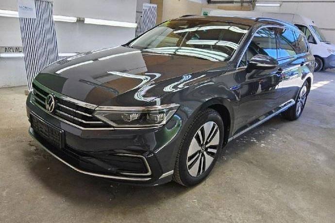 Usado 2021 VW Passat GTE Familiar | 20.850 € - Imagen 1/4