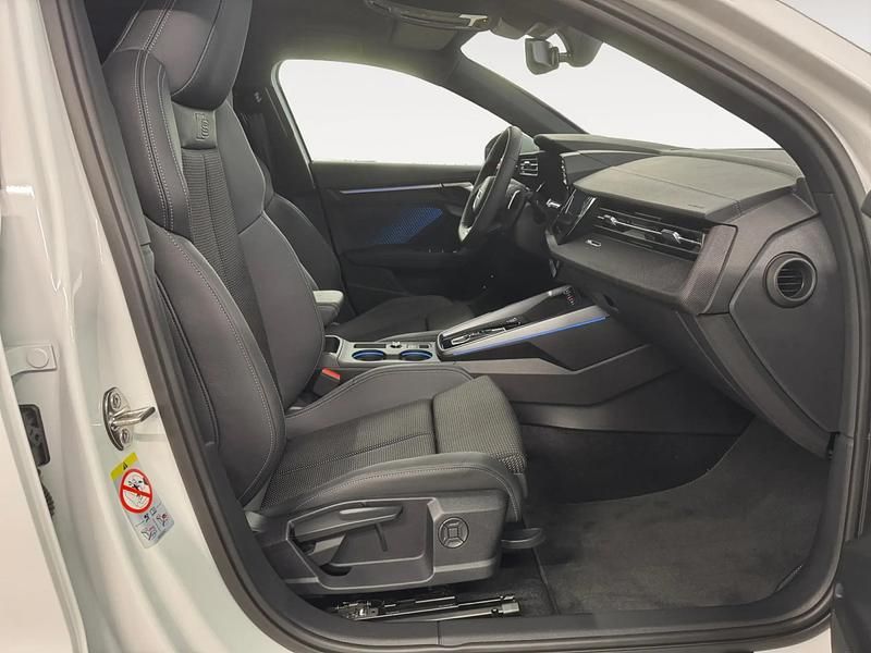 Nuevo Audi A3 Sportback e-tron S-Line 204 CV (150 kW) 2026 Blanco Utilitario