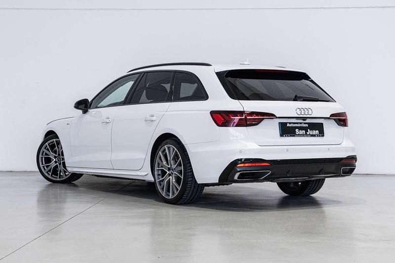 Usado Audi A4 S-Line 163 CV (119 kW) 2020 Blanco Familiar