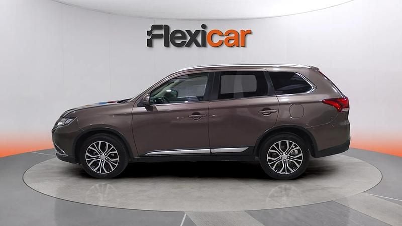 Usado Mitsubishi Outlander Motion 150 CV (110 kW) 2017 Marrón SUV