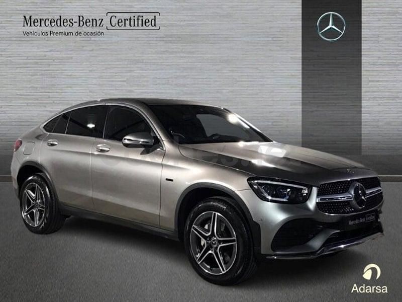 Usado Mercedes GLC300e AMG line 306 CV (225 kW) 2021 Plata mojave Coupe