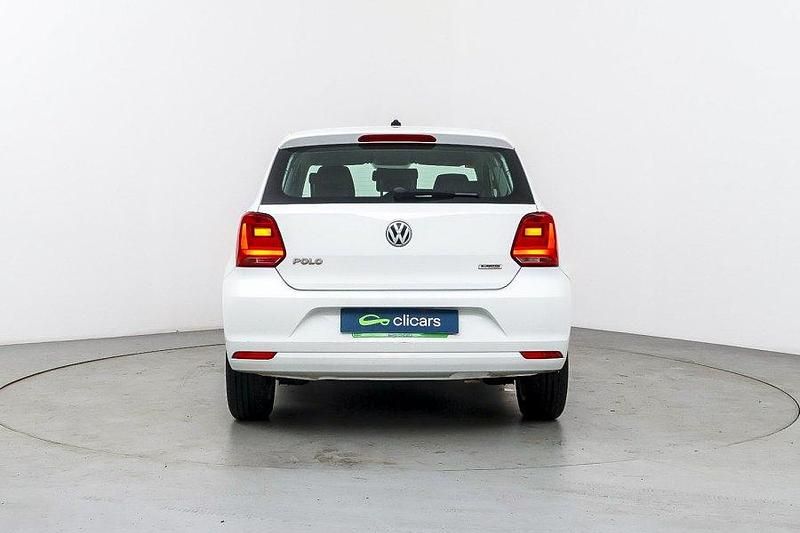 Usado VW Polo 75 CV (55 kW) 2017 Blanco Berlina